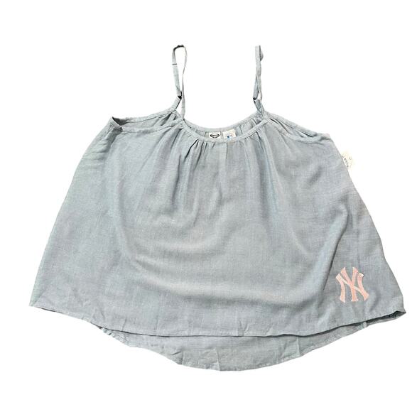 Concept Sports Women’s New York Yankees Chambray Spaghetti Tank L Baseball NWT - Picture 1 of 7